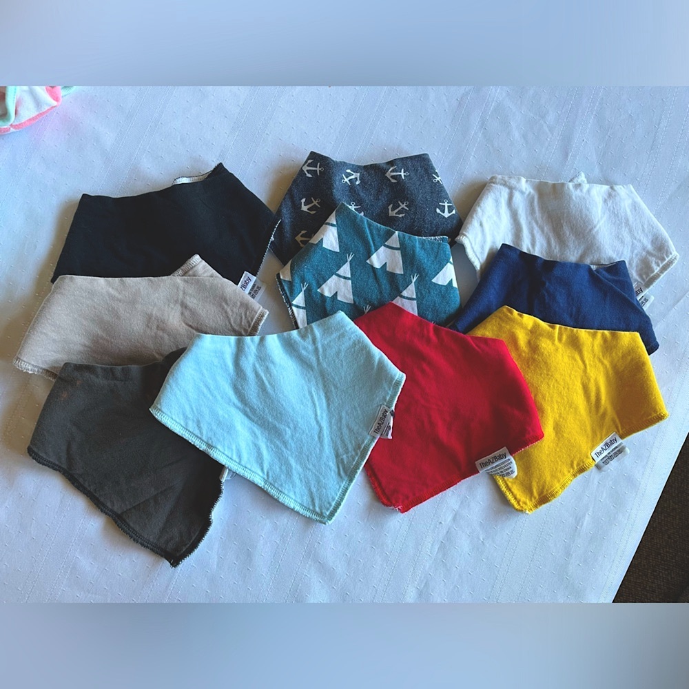 Bundle of 10 organic cotton bibs